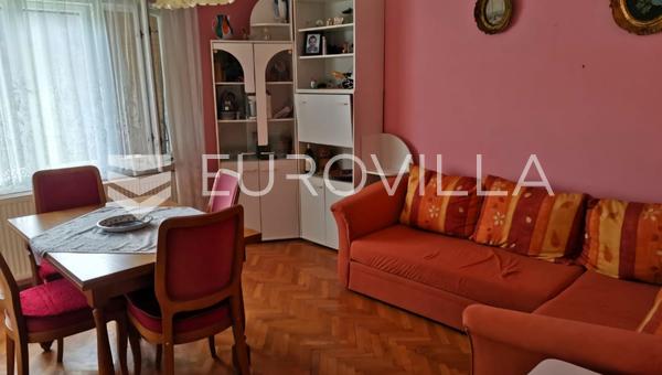 Netretic, Jarce Polje, ev 240 m²