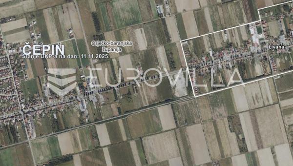 Cepin - Terreno en venta en la carretera principal Osijek-Cepin