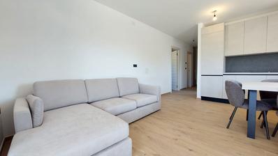 Istria, Pula, dvojizbový byt so záhradou a bazénom, novostavba