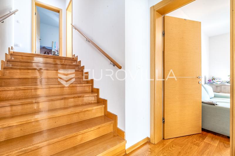 Zagreb, Dotrscina - Smuk 5-værelses lejlighed, 146 m², med en 580 m² have og garage - 5