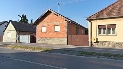 Valpovo, družinska hiša naprodaj z dodatnim stanovanjskim objektom na dvorišču