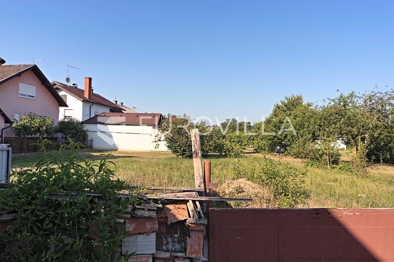 Valpovo, családi ház eladó egy további lakóépülettel az udvaron - 28