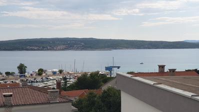 Crikvenica, lyxig trerumslägenhet med garage nära havet, 114 m²
