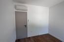 Rovinj, arredores, apartamento de um quarto em um edifício novo e moderno com jardim e vaga de garagem - 4