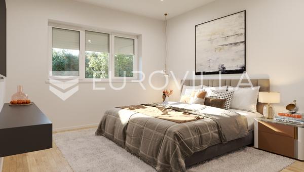 Istra, Rovinj, dvoetažni četverosoban stan 186,04 m² s garažnim mjestom u novogradnji