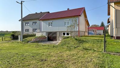 Križ, Konšćani, vikendica površine 65 m², na zemljištu od 2.357 m²