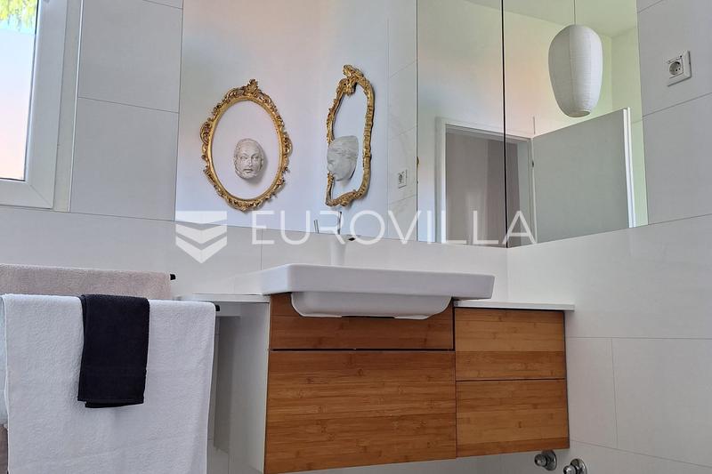 Zagreb, Pantovčak, Bulatova, wunderschönes Penthouse mit zwei Schlafzimmern und Blick auf die Stadt und viel Grün - 13