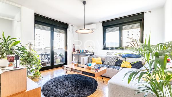 Zagreb, Dubrava, vacker trerumslägenhet med balkong, 68 m²