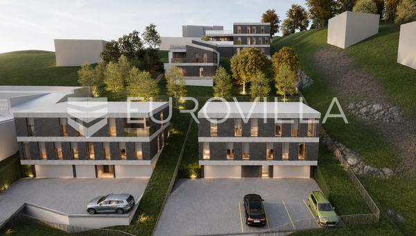 Dubrava, Oporovec, terrain de 3118 m² avec projet idéal pour 4 bâtiments