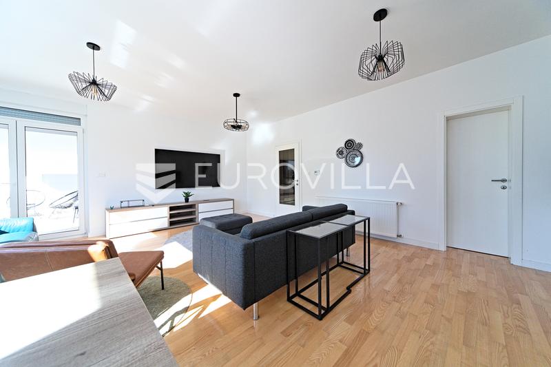 Osijek, Bosutsko Naselje - Volledig gemeubileerd vierkamerappartement, 118 m², met parkeerplaats - 3