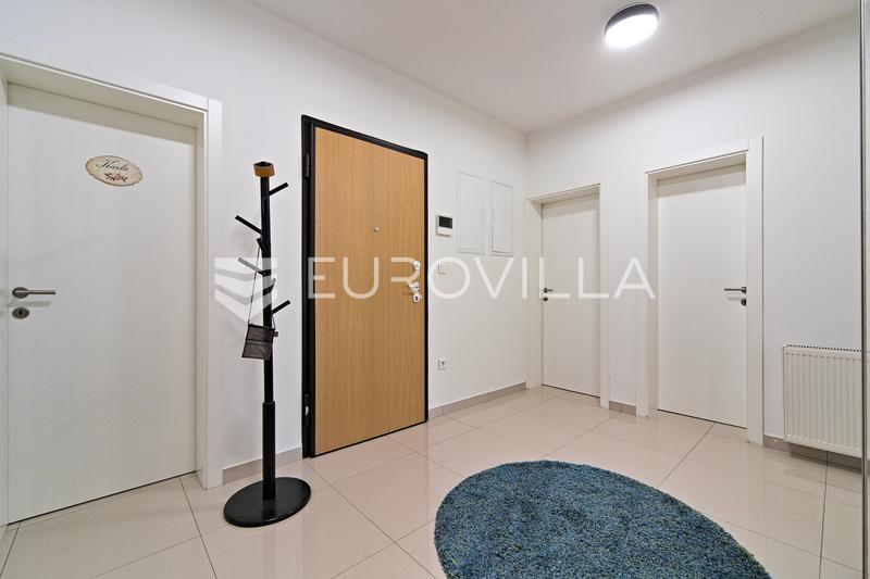 Osijek, Bosutsko Naselje - Volledig gemeubileerd vierkamerappartement, 118 m², met parkeerplaats - 10