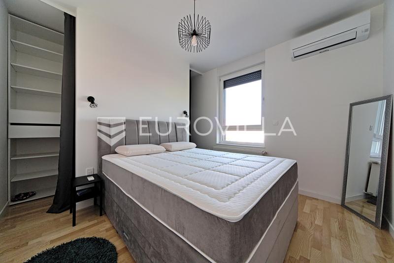 Osijek, Bosutsko Naselje - Volledig gemeubileerd vierkamerappartement, 118 m², met parkeerplaats - 15