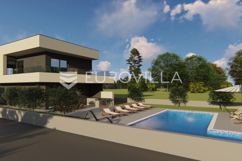 Pula, Fažana - Grundstück mit Baugenehmigung für ein Haus mit Swimmingpool, Baubeginn - 2