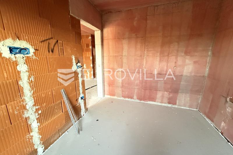 Pula, Valdebek - three-bedroom apartment in a new building, 1st floor, 61.50 m² - excellent location