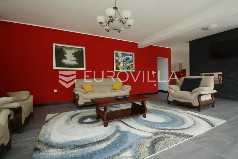 Korčula, elegantna vila na izuzetno lijepoj poziciji uz more 39