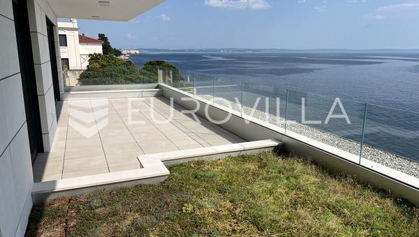Rijeka, Pećine, luksusowy apartament czteropokojowy, 200,29 m², pierwszy rząd do morza