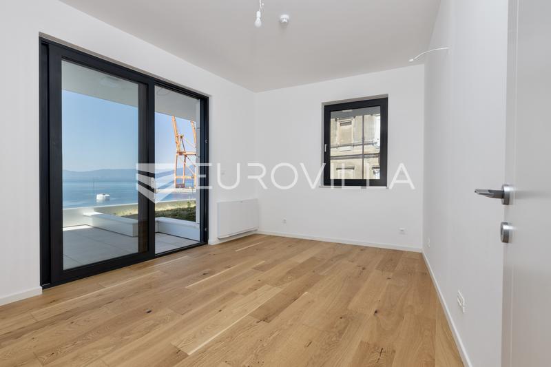 Rijeka, Pecine, NOWA INWESTYCJA, luksusowy apartament czteropokojowy, 120,86 m², pierwszy rząd do morza - 20