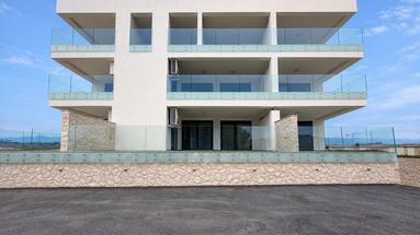 Pag, Povljana, prestijli yeni bir binada iki yatak odalı daire, 80,20 m²