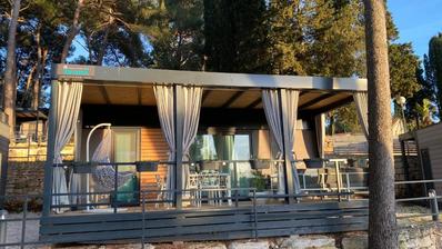 Istra, Rovinj, moderne mobilne kućice 32 m² i terasa 28 m²