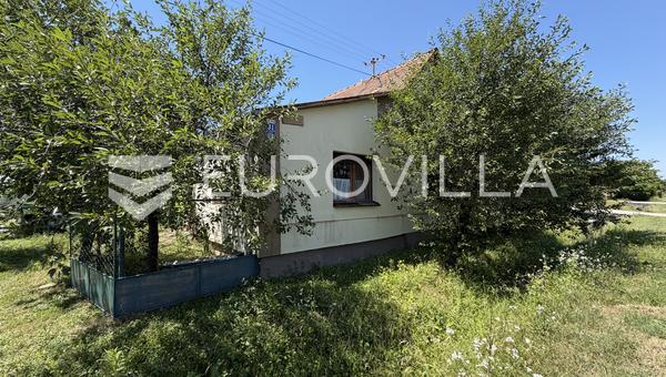Drenje, Podgorje Bračevačko, vikendica s velikim potencijalom u blizini jezera Borovik