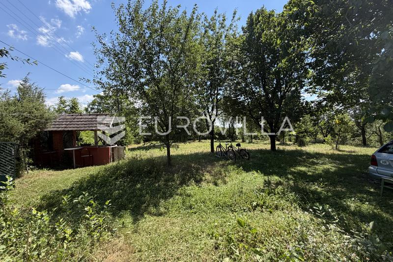 Drenje, Podgorje Bračevačko, vikendica s velikim potencijalom u blizini jezera Borovik - 17