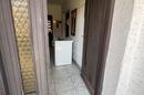 Trnjani, Fleretages hus med udhuse - 7