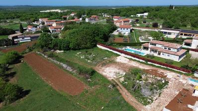 Istria, Ladici, terreno edificabile esclusivo con progetto e permesso di costruzione valido