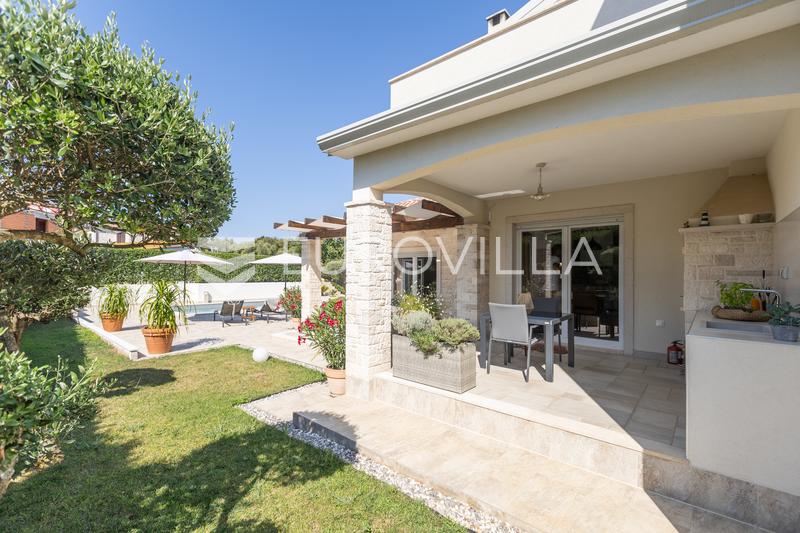 Istria, Tar, villa de piedra con piscina - 11