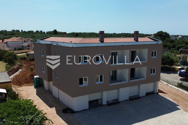 Istria, Peroj, modern two-bedroom apartment in a quality new building with a garage - 19