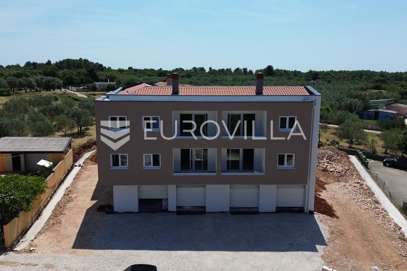 Istria, Peroj, modern two-bedroom apartment in a quality new building with a garage - 20