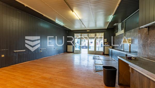 Ludbreg, centrum města, komerční prostor o rozloze 92 m².