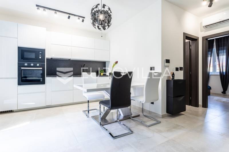 Trogir, nowoczesny apartament z jedną sypialnią w świetnej lokalizacji - 7