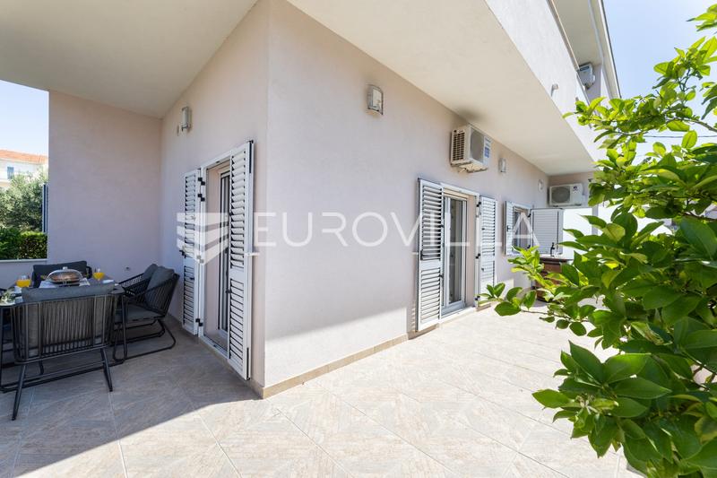 Kaštel Novi, komfortní dvoupokojový byt - 10