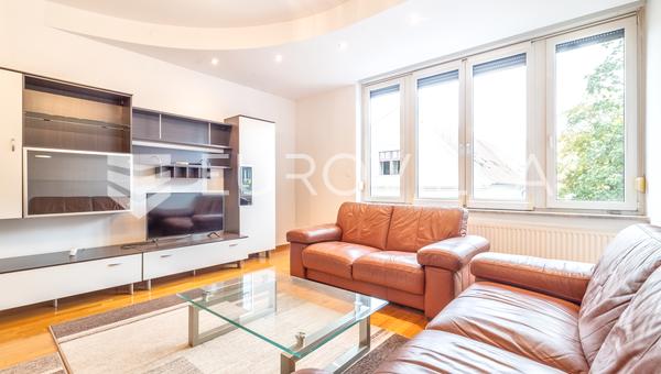 Zagreb, Centar, dvosoban stan 58 m²