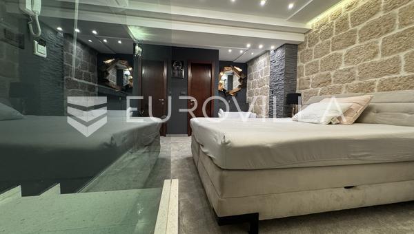Isla de Pag, Pag, moderno apartamento en el casco antiguo, a 150m del mar
