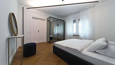Osijek, Gornji grad, Najam trosoban stan 90 m², novouređen na odličnoj lokaciji