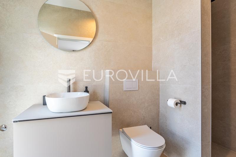 Brodarica, modern villa úszómedencével, 283,62 m² - 19