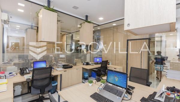Split, Sukoišan - izvanredan uredski poslovni prostor, 109 m²