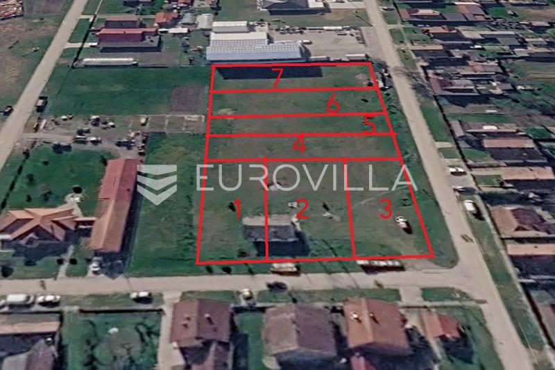 Donji Andrijevci, terreno edificable 757 m²