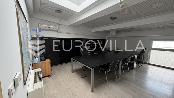 Dakovo, kontorslokal 35 m², UTHYRES