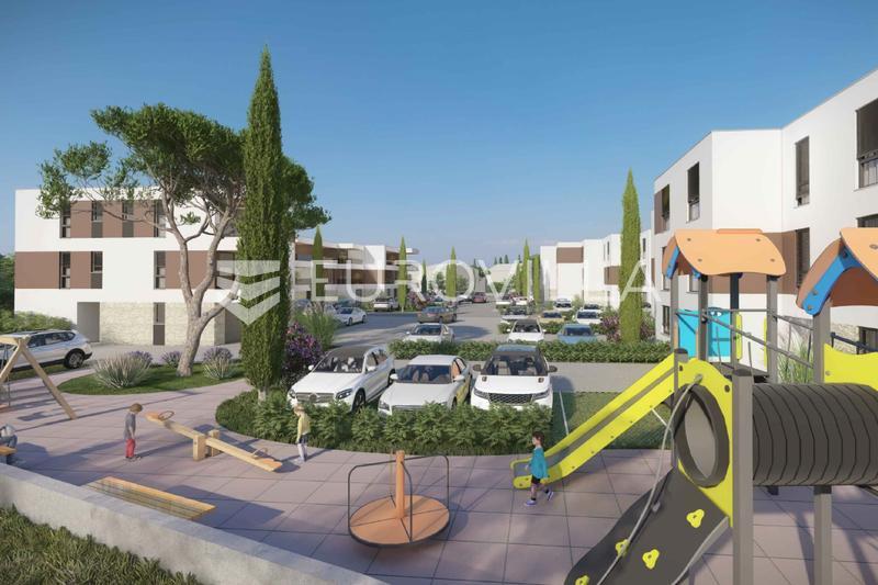 Pula, Trosoban penthouse 111 m² s garažom u stambenom kompleksu 2026, drugi kat - 8