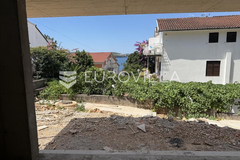 Trogir, Ciovo, három hálószobás lakás saját medencével, két parkolóhellyel - 20