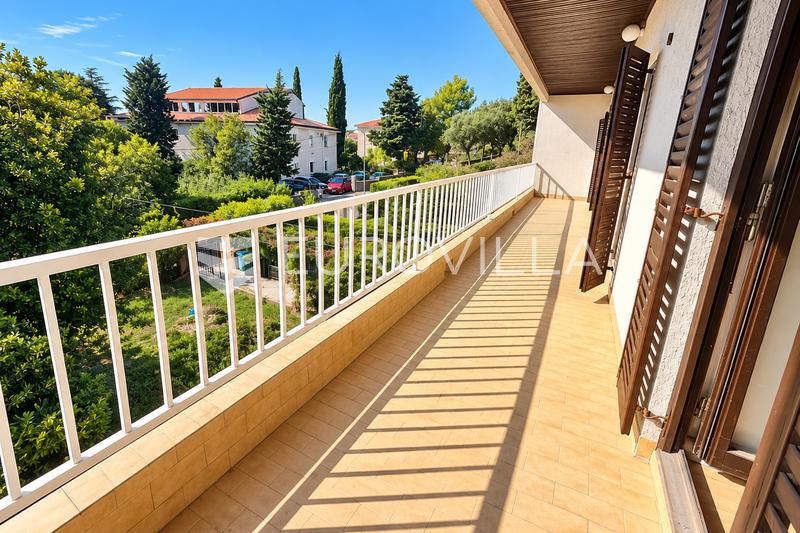 Krk, Mesto Krk, ZA NAJEM, center mesta, poslovni prostor 150 m², vrt - 5