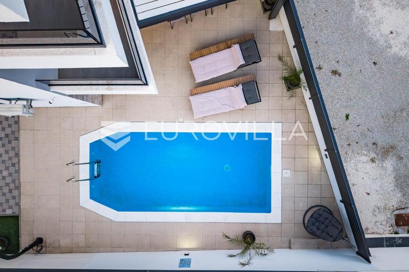 Istrien, Medulin, Doppelhaushälfte mit Pool zur Langzeitmiete - 3