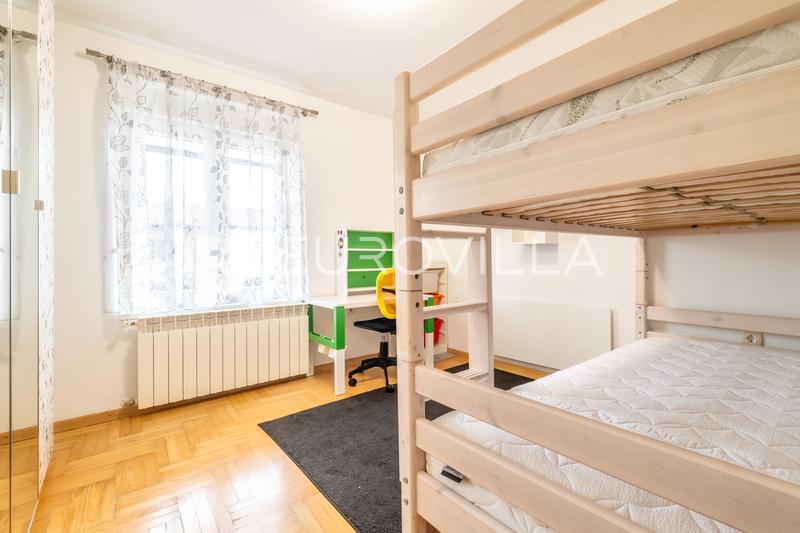 Zagreb, Trešnjevka, apartment with balcony, 61 m²