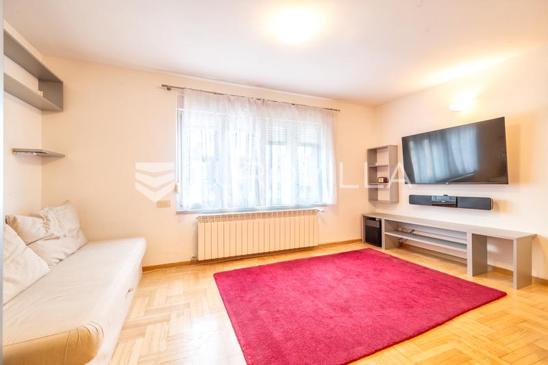 Zagreb, Trešnjevka, apartment with balcony, 61 m²