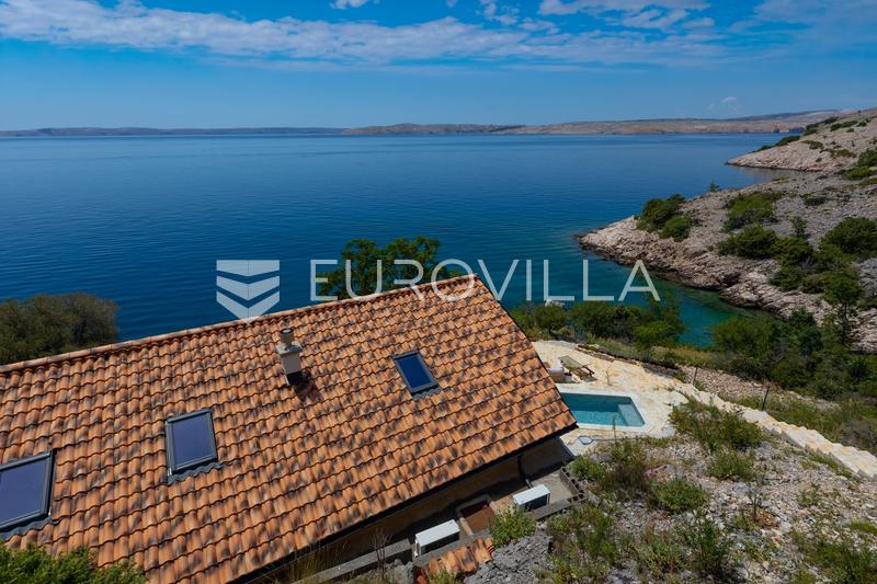 Jablanac, první řada u moře - Středomořská oáza s bazénem v Přírodním parku Velebit - 2
