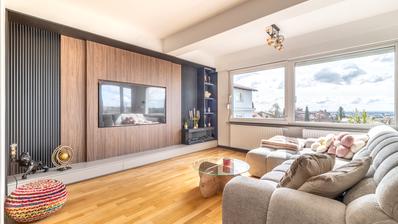 Zagreb, Bukovačka, komforan trosoban stan 114 m²