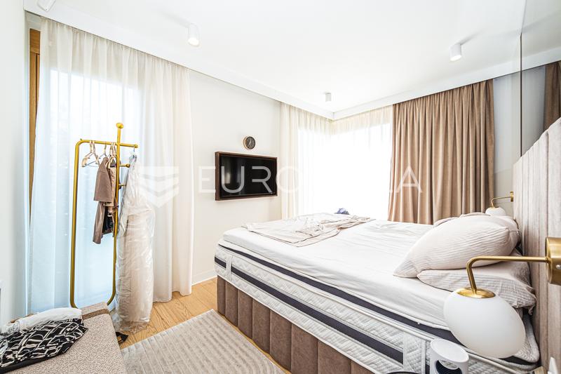Zagreb, Zelengaj, apartamento de lujo de dos dormitorios en una villa urbana, 200 m² - 13