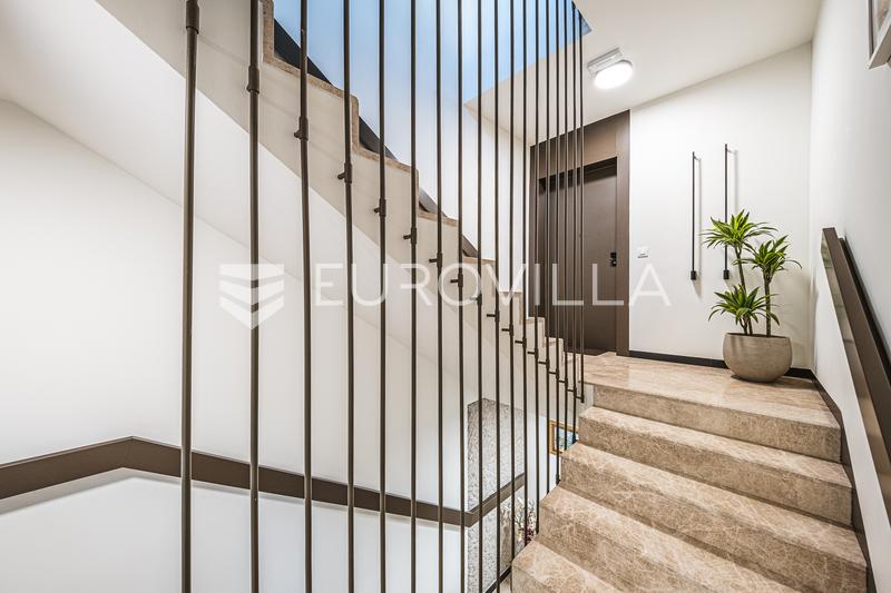 Zagreb, Zelengaj, apartamento de lujo de dos dormitorios en una villa urbana, 200 m² - 21